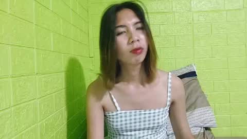 Snapshot of petite_dicklover chatting on January 11, 6:44 pm Yuriee online show from January 11, 6:44 pm