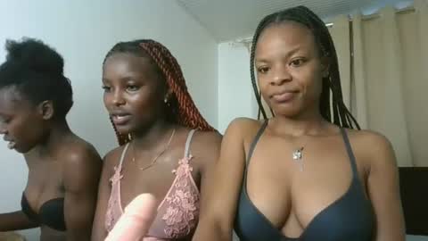 Luxe online show from July 16, 3:07 pm