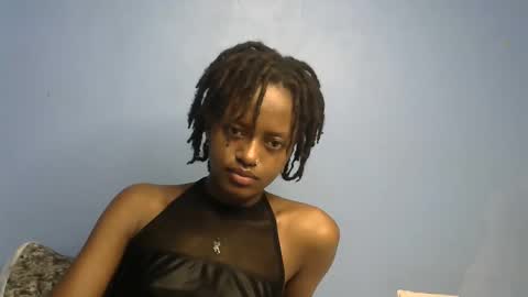 petite_star2 online show from February 1, 11:25 pm