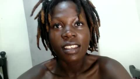 petiteme1 online show from February 5, 2:38 am