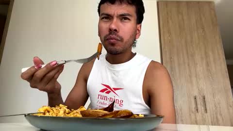 Pettercat online show from February 4, 8:47 pm