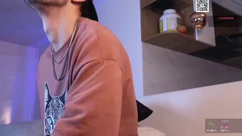 phantom_bigger1 online show from February 21, 11:33 am