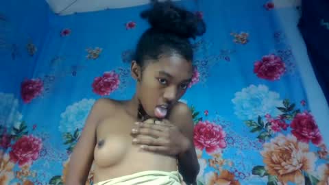 phaosiiia online show from June 19, 7:56 am