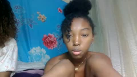 phaosiiia online show from June 23, 1:31 pm