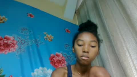 phaosiiia online show from June 28, 12:33 pm
