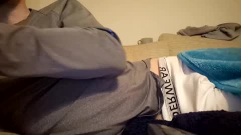 phil210283 online show from February 6, 5:03 am