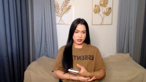 laura online show from March 2, 5:30 am