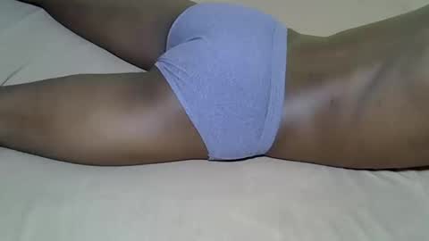 Snapshot of phoenixloverz chatting on March 26, 8:20 am phoenixloverz online show from March 26, 8:20 am