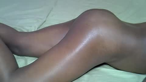 phoenixloverz online show from May 1, 6:51 am