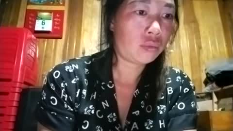 phuong_vietnam online show from July 5, 12:45 pm