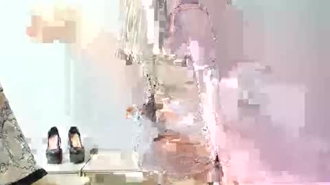 P I A online show from April 28, 9:31 pm