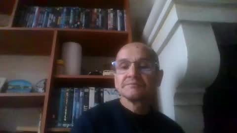 Snapshot of pichoun71 chatting on December 8, 11:03 am pichoun71 online show from December 8, 11:03 am