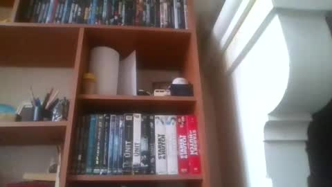 Snapshot of pichoun71 chatting on December 30, 11:04 am pichoun71 online show from December 30, 11:04 am