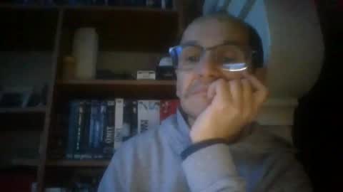 Snapshot of pichoun71 chatting on February 7, 5:07 pm pichoun71 online show from February 7, 5:07 pm