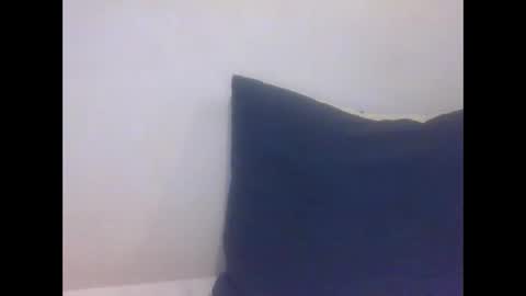 Snapshot of pichoun71 chatting on October 10, 6:23 am pichoun71 online show from October 10, 6:23 am