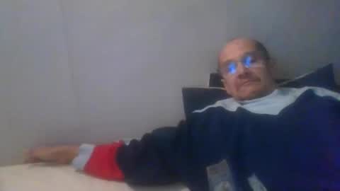 Snapshot of pichoun71 chatting on November 10, 6:56 am pichoun71 online show from November 10, 6:56 am