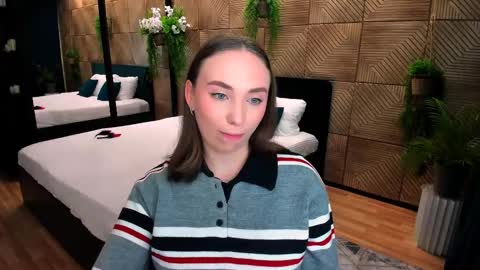 Emelie online show from October 6, 4:10 am