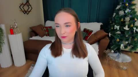 Emelie online show from January 10, 7:15 pm