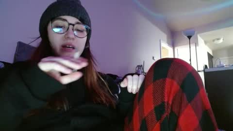 PilloGoddess online show from February 10, 12:18 pm