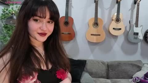 Snapshot of pillogoddess chatting on April 3, 12:14 pm PilloGoddess online show from April 3, 12:14 pm