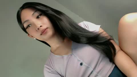Snapshot of pillow_whispers chatting on June 14, 1:57 pm jane online show from June 14, 1:57 pm