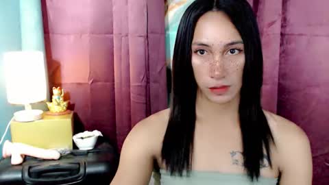 lucyLove online show from March 8, 2:04 am