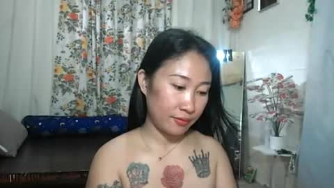 yumie  online show from July 11, 2:58 am