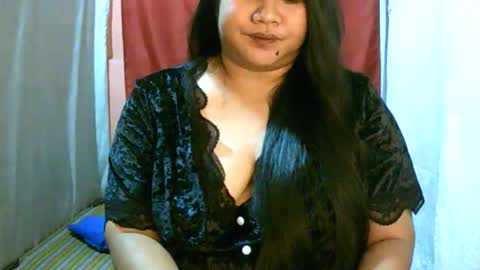 Snapshot of pinayjona chatting on April 21, 11:05 am pinayjona online show from April 21, 11:05 am