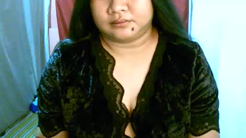 Snapshot of pinayjona chatting on April 23, 12:29 pm pinayjona online show from April 23, 12:29 pm