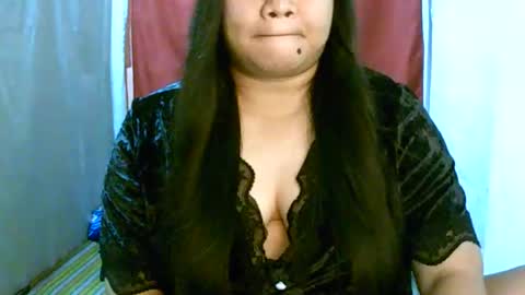 Snapshot of pinayjona chatting on April 25, 11:35 am pinayjona online show from April 25, 11:35 am