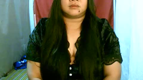 Snapshot of pinayjona chatting on May 16, 12:26 pm pinayjona online show from May 16, 12:26 pm