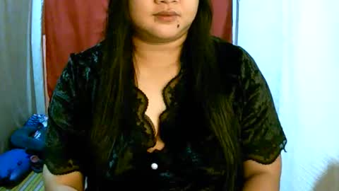 Snapshot of pinayjona chatting on May 22, 11:05 am pinayjona online show from May 22, 11:05 am