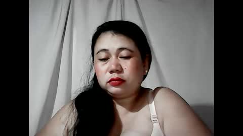 Snapshot of pinaymama12345 chatting on February 17, 11:11 pm pinaymama12345 online show from February 17, 11:11 pm