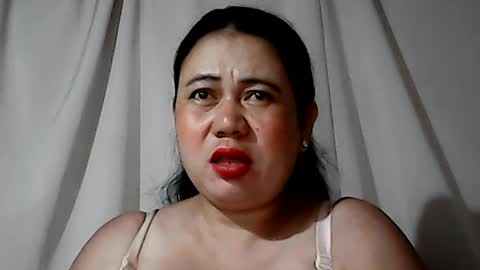 Snapshot of pinaymama12345 chatting on June 14, 10:23 pm pinaymama12345 online show from June 14, 10:23 pm