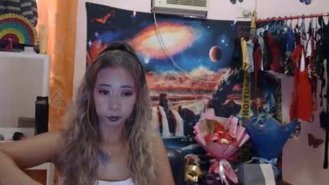 pinaymorena_renelda online show from May 13, 8:55 am