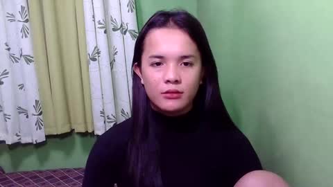 pinaymorena_rhowe online show from December 6, 7:43 am