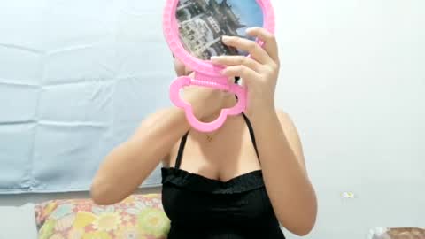 Snapshot of pinaysweetgirl_19 chatting on July 2, 5:13 am pinaysweetgirl_19 online show from July 2, 5:13 am
