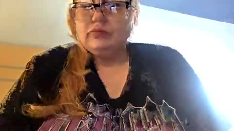 pincheguera online show from July 5, 2:07 am