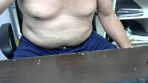 Snapshot of pinheiro86 chatting on March 3, 1:42 pm pinheiro86 online show from March 3, 1:42 pm