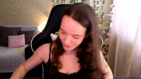 Snapshot of pink__sun chatting on March 16, 5:44 am Stephanie online show from March 16, 5:44 am