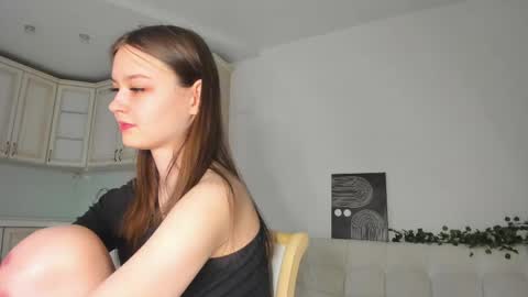 Alex online show from April 17, 4:54 pm