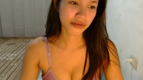 pink_bubbles011 online show from May 24, 6:18 am