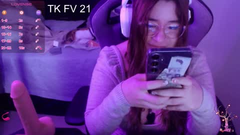 Kitty online show from January 6, 6:00 pm