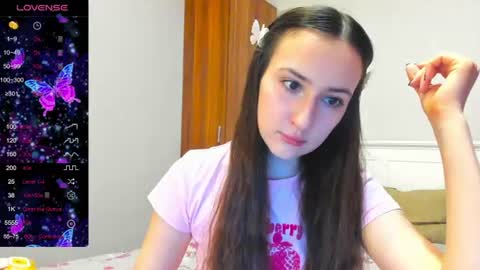 pink_soda33 online show from June 27, 5:45 am