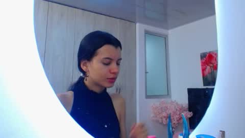 pinky_f00x online show from January 7, 7:38 pm