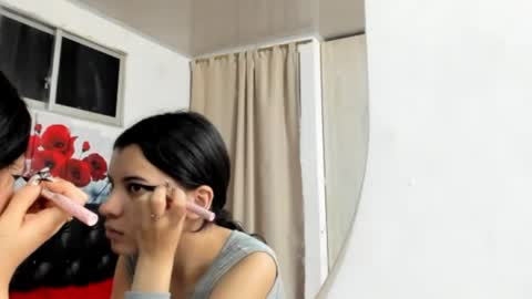 Snapshot of pinky_f00x chatting on June 10, 11:46 pm pinky_f00x online show from June 10, 11:46 pm