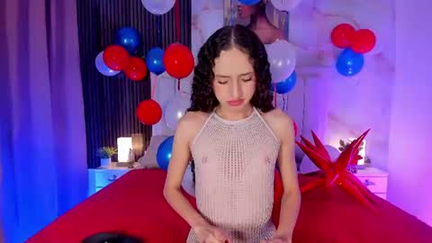 Snapshot of pinky_peach_ chatting on July 6, 5:15 am Peachy online show from July 6, 5:15 am