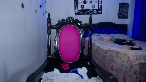 VIOLETA LOPEZ online show from December 7, 2:09 am