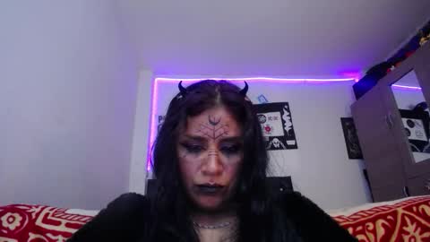 VIOLETA LOPEZ online show from October 19, 12:11 am