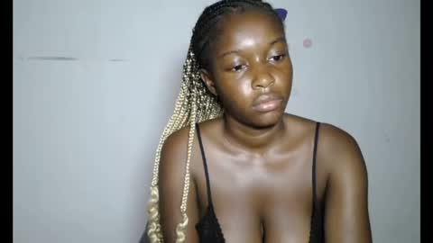 pinkykiki_247 online show from January 12, 8:41 am